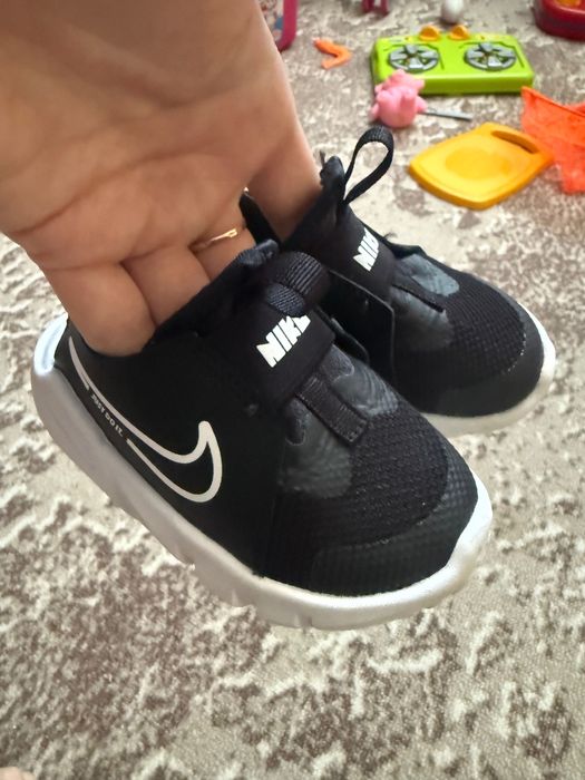 Кросівки Nike оригінали 21 розмір