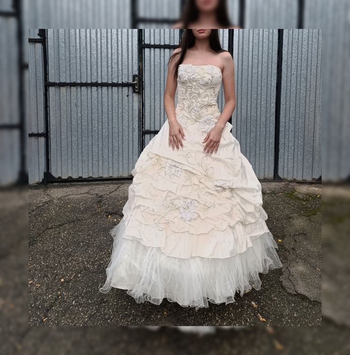 Сукня випускна/весільна, в комплекті з рукавичками, розмір М-L