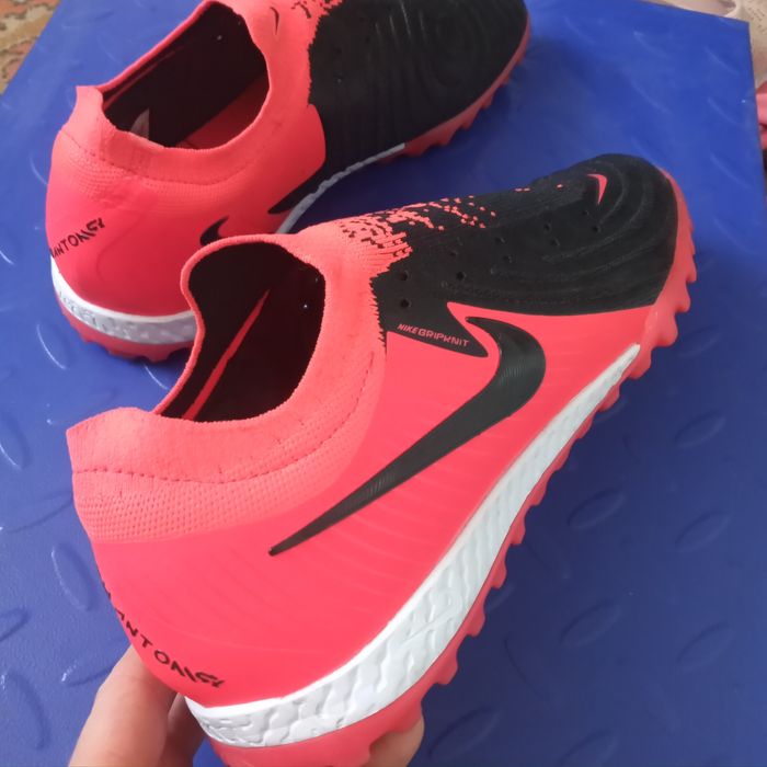 Бесплатно  Сороконожки 45 розміру Найк