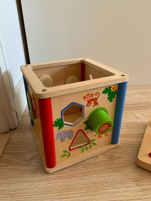 Cubo de Atividades 5 em 1, em Madeira Playtive