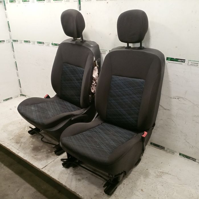Conjunto de 2 bancos - RENAULT Clio III (BR0/1, CR0/1) | 05 -