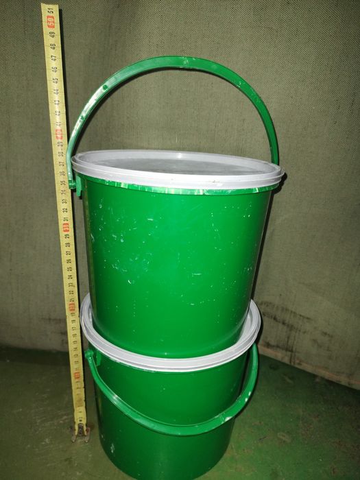 Продам каністри, пластикові відра