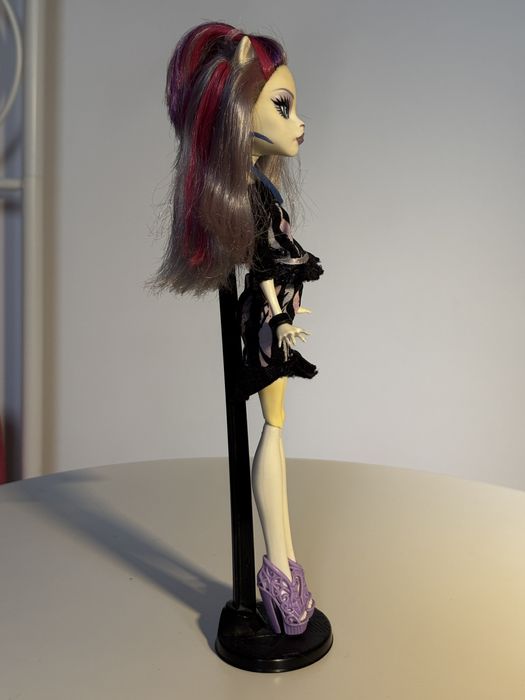 Monster High Catrine DeMew New Scaremester
