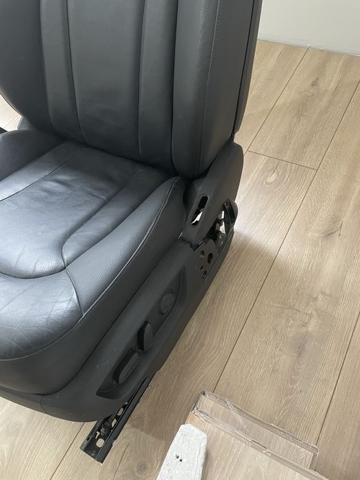Продам сидіння до Audi Q7 2012 рік