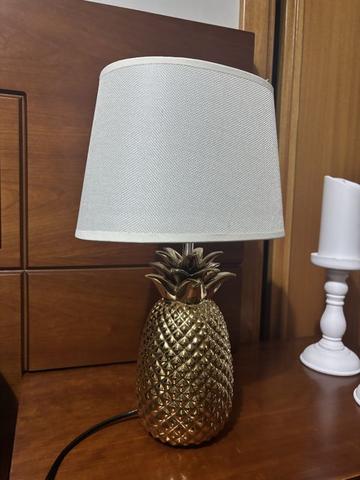 Candeiro dourado