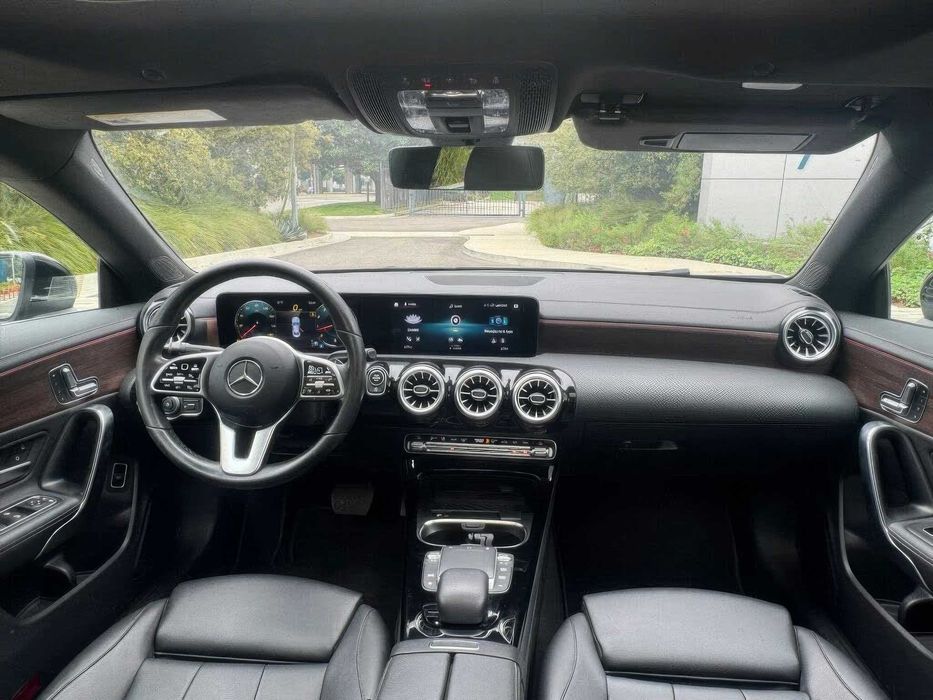 Mercedes-Benz Cla 250      2022