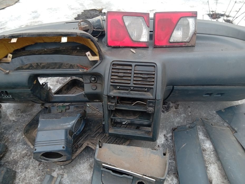 Торпеда ваз 2110-2115 пластик