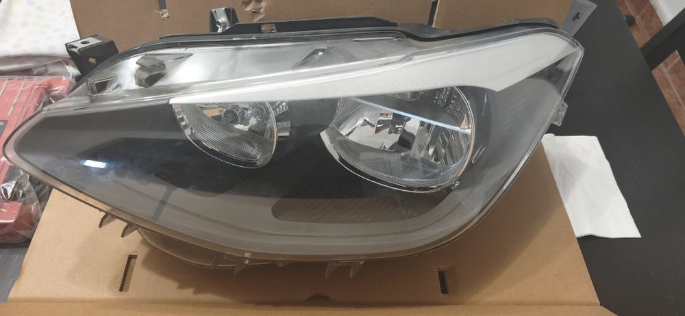 Vendo  vário.   material BMW