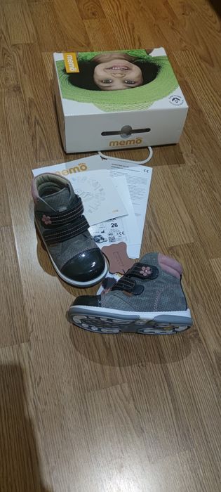 Черевики, ботіки демі Memo 26р нові