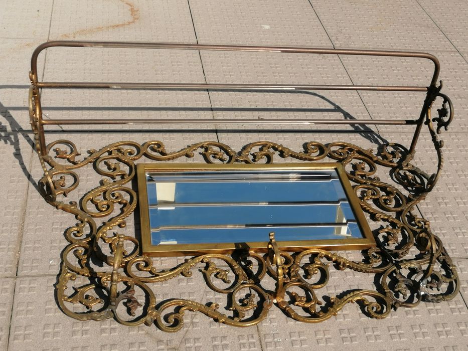 Cabide Chapeleira em latão