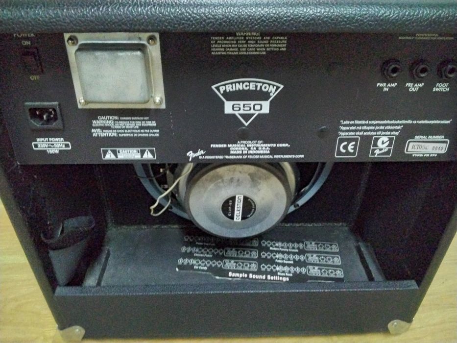 Fender Princeton 650, 65watts, bom estado