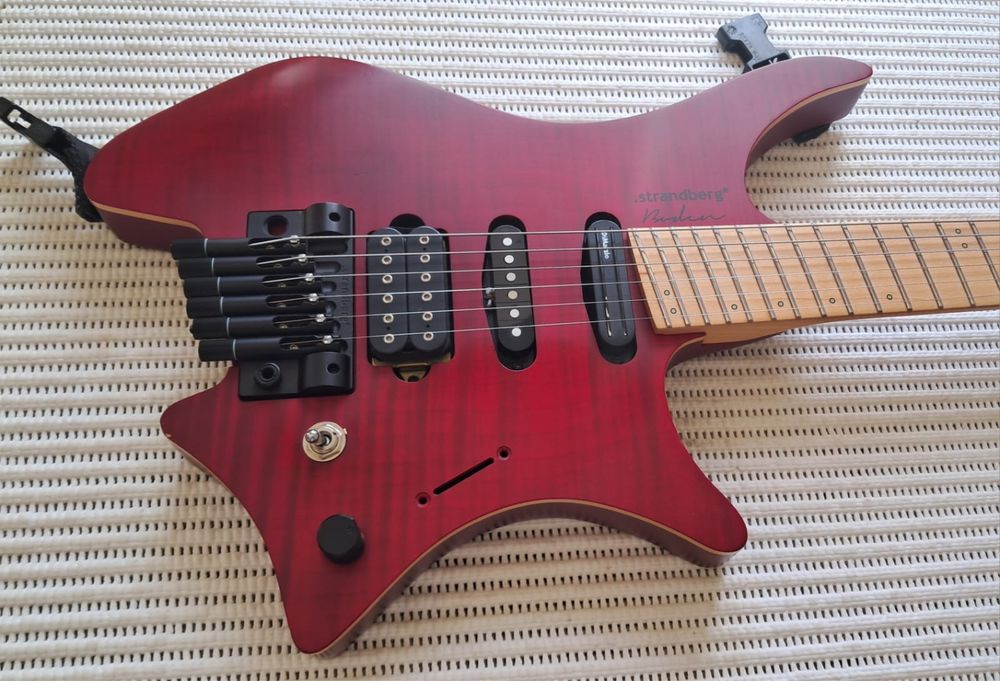 Strandberg Boden Standard NX6 Red