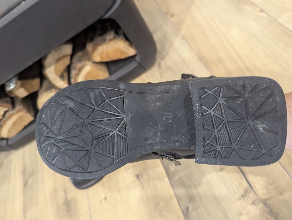 продам черевики gabis 39 розмір