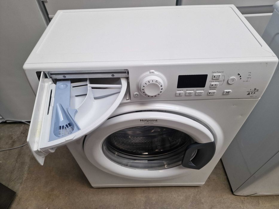 Pralka Hotpoint Ariston FMUG 502