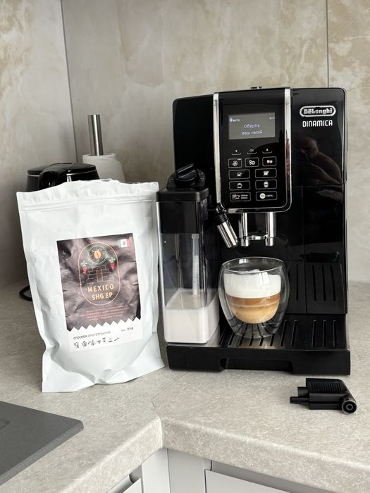 Кавомашина Delonghi dinamica