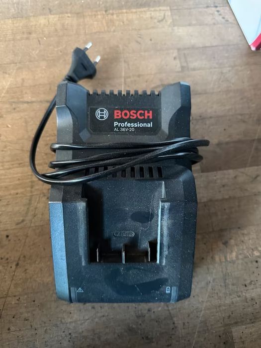 Kosiarka akumulatorowa Bosch Advanced Rotak 36-750 + podkaszarka GRATIS