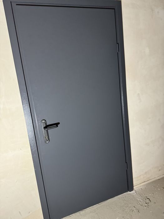 Двері вхідні металеві технічні
