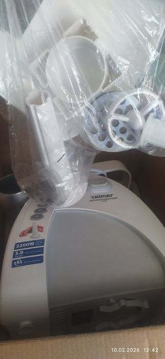 М'ясорубка Zelmer 2200w