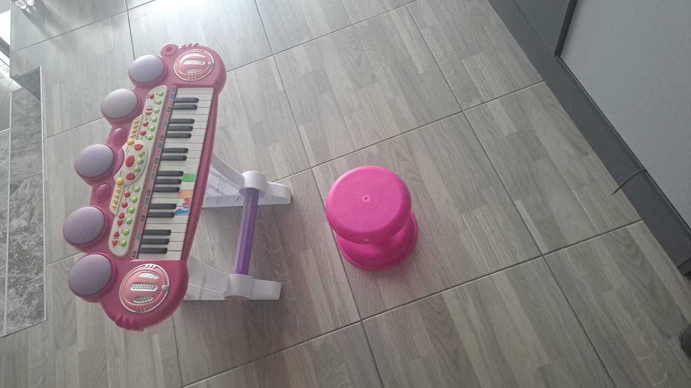 Pianino dla dziecka stan idealny
