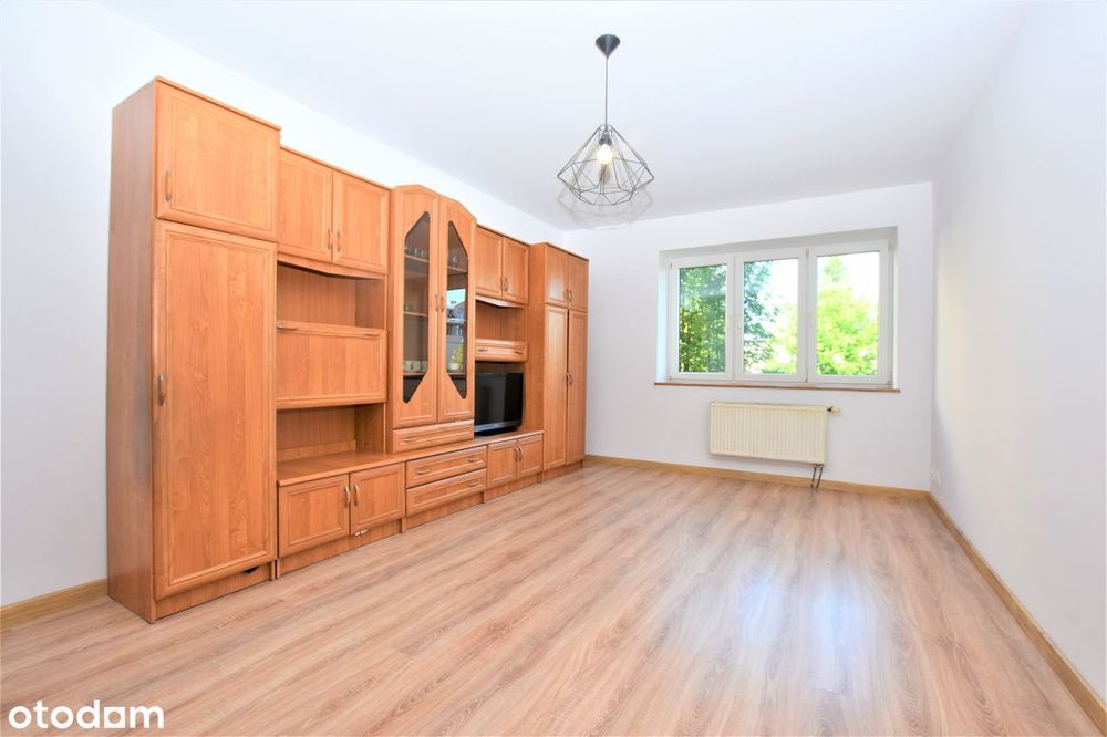 42 m2 duża kawalerka piwnica ul. Hanasiewicza