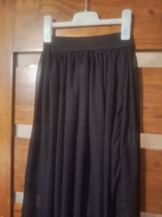 Spódmica w rozmiarze M/L,stan bardzo dobry.