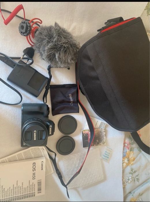 Canon EOS M50 Kit Completo