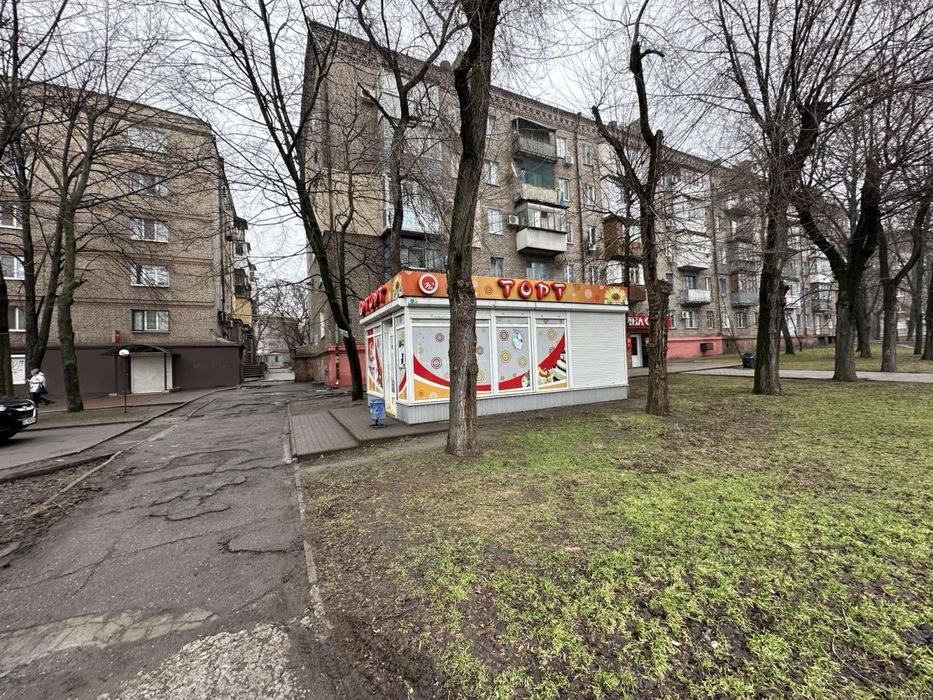 Продаж МАФу у центрі міста. Площа - 25 кв.м., 10 кВт