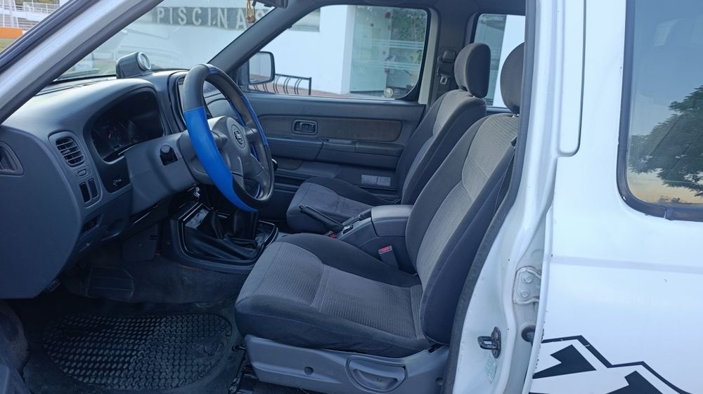 Nissan Navara d22 2.5td 133cv ano 2005