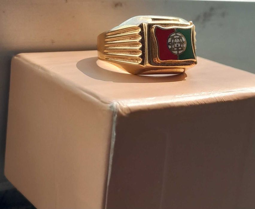 Anel Bandeira Portuguesa de Ouro 19K Amarelo