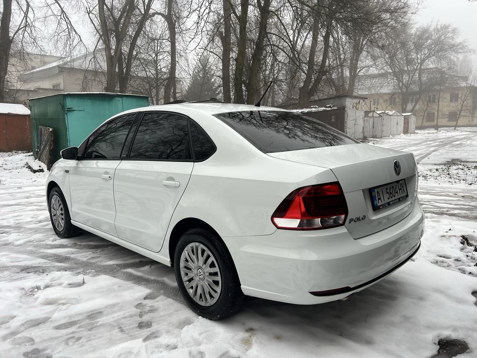 Продам свій Офіційний Фольксваген Поло 1,6 МРі automatic
