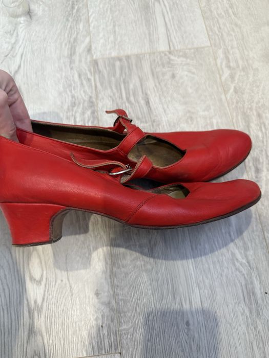 Туфлі нанцювальні