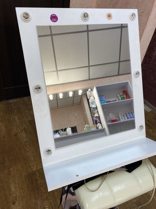 Дзеркало в салон