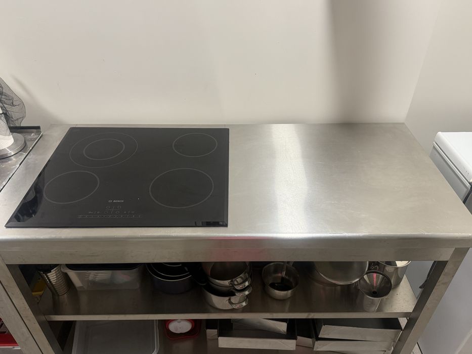 Bancada inox com corte para placa electrica Nova!