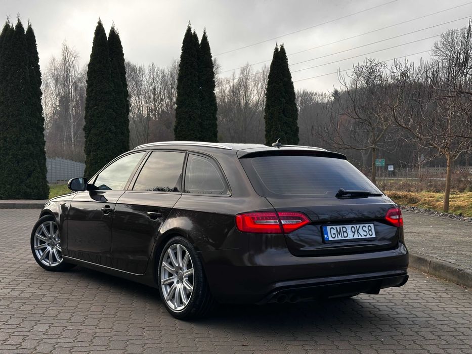 Audi a4 b8  S-line/ 2.0tdi 140km 2013r / Bi xenon / Ledy