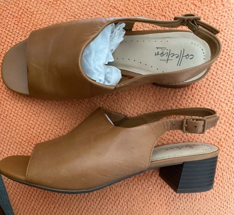Skorzane sandaly CLARKS