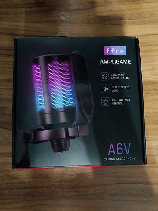 Продам мікрофон fifane A6V білого кольору