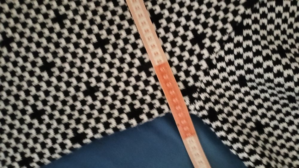 Кардіган теплий з кишенями