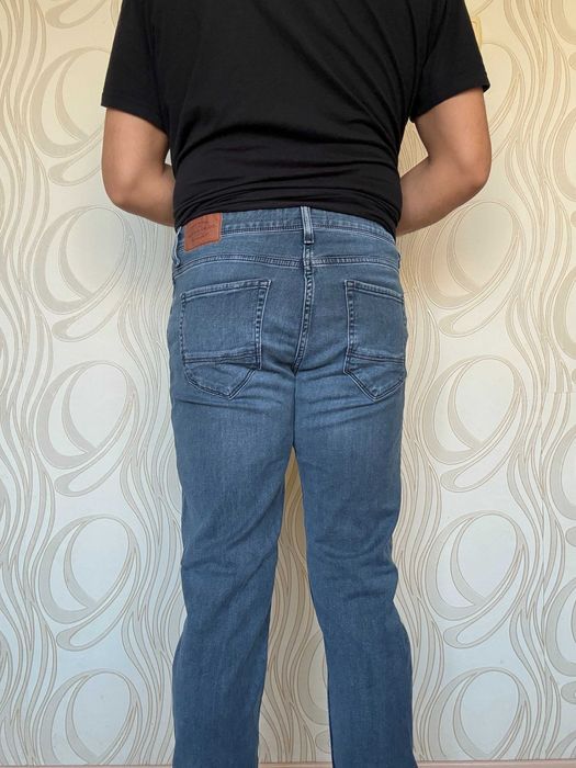 Продам джинсы Colin's 33х32 (XL)