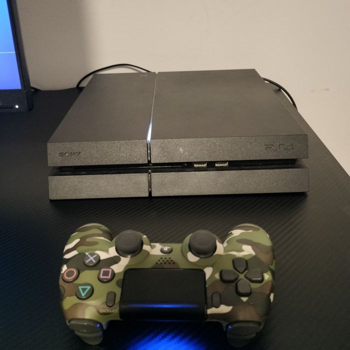 PS4 Fat 1TB + comando