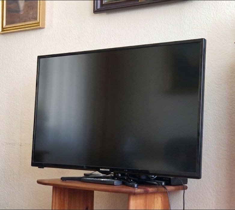 Telewizor Medion 42 cale LCD (MD 30889) – Stan bardzo dobry