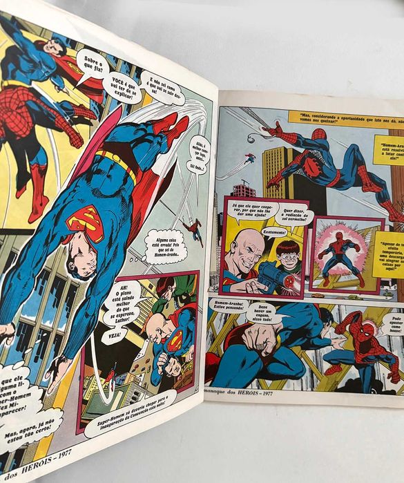 Ebal_ ALMANAQUE DOS HERÓIS - Super-Homem contra Homem-Aranha. Anos 70.