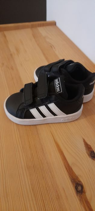 Sapatilhas Adidas criança Tam.19