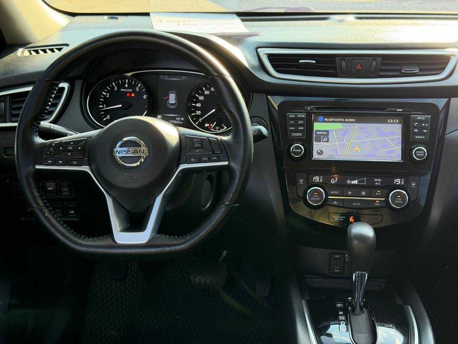Nissan Rogue SV 2014