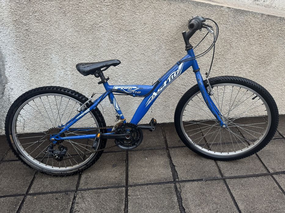 Bicicleta Astro Roda 24 - Mudanças Shimano usada