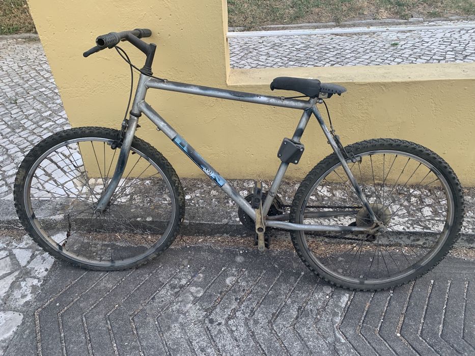 Bicicleta BTT adulto usada