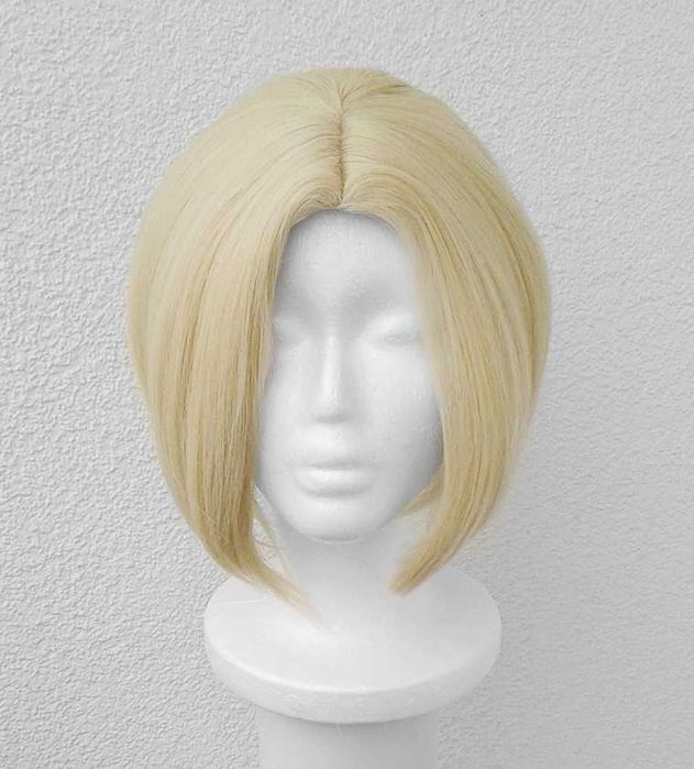 Krótka blond peruka z przedziałkiem bez grzywki męska cosplay wig