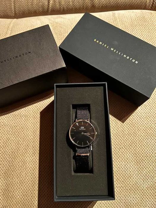 zegarek daniel wellington materiałowy