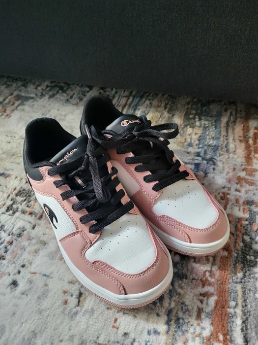 Nowe buty champion