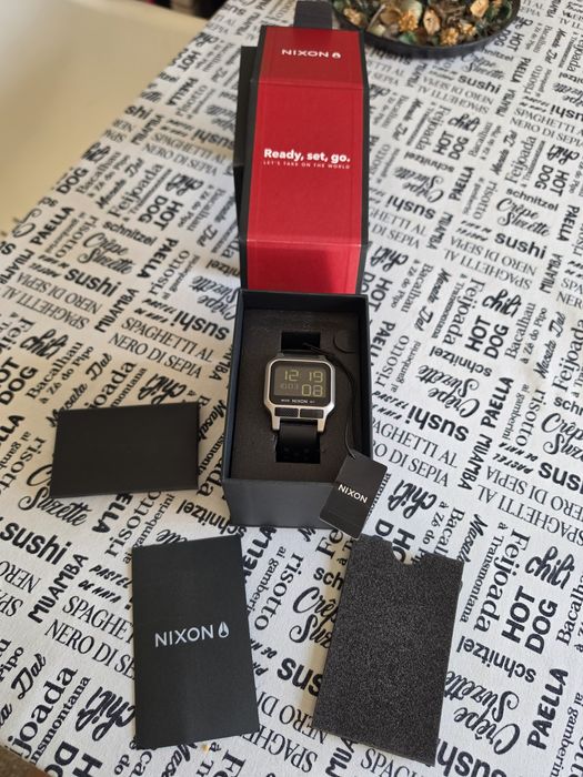 Relógio Nixon Heat Silver
