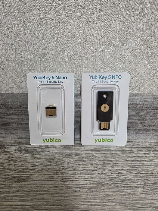 Yubico Yubikey 5NFC 5 NANO Апаратний ключ Security Key